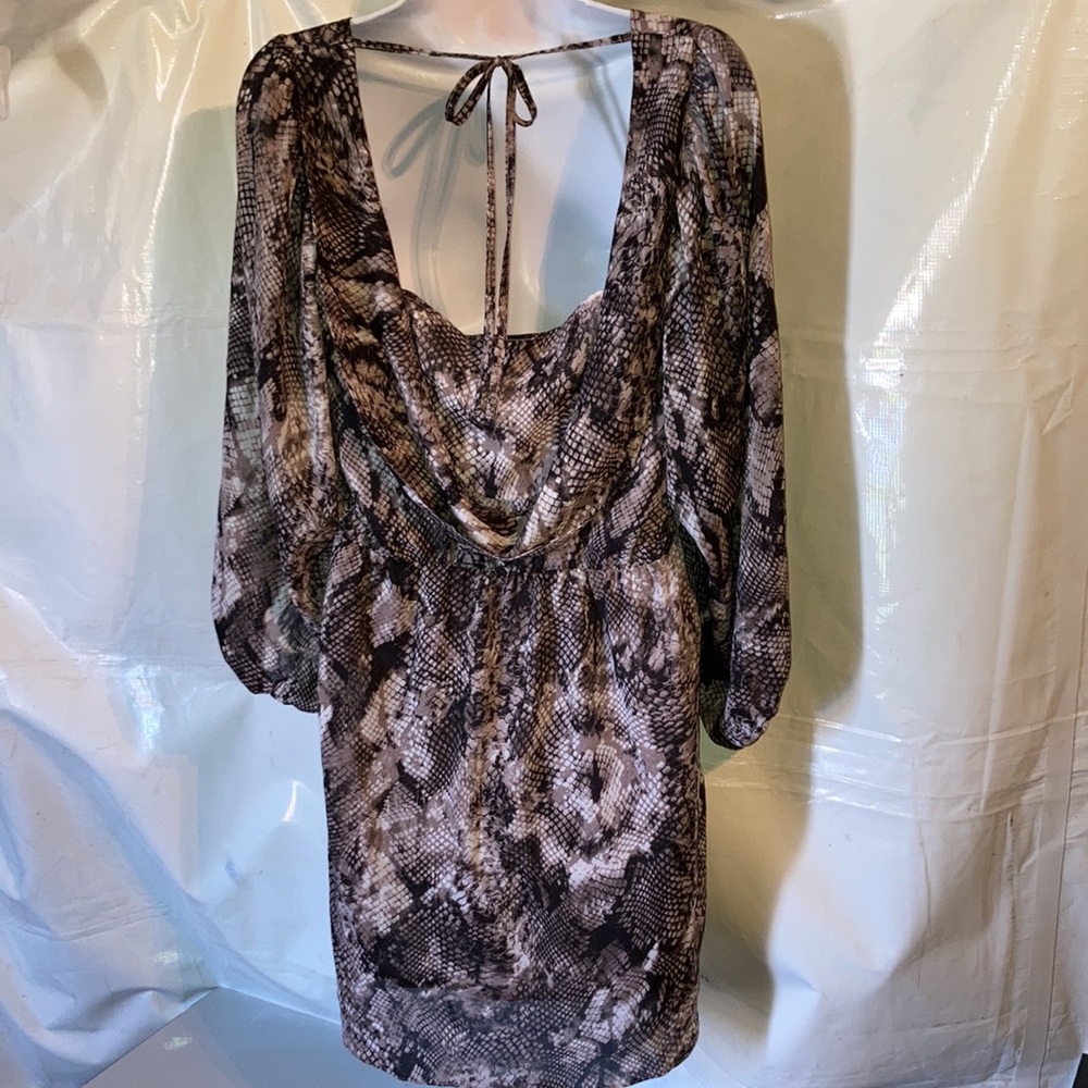Lightweight Wrap Dress Scoop Back